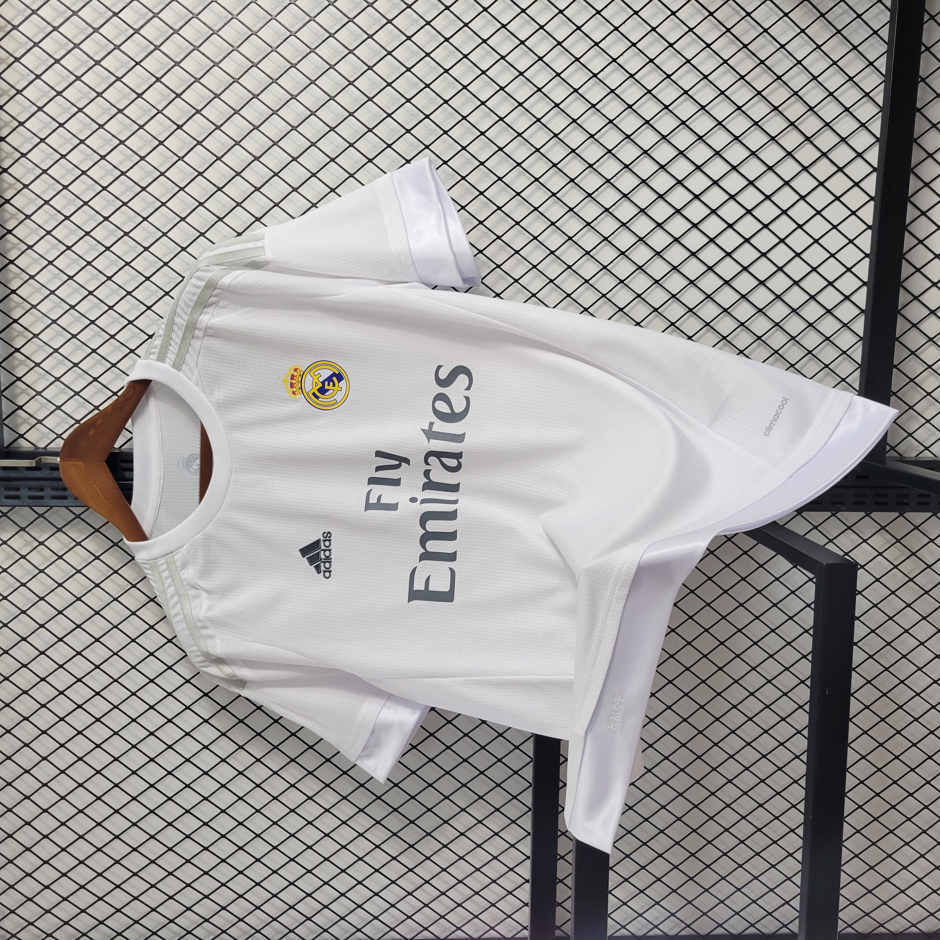 Retro Real Madrid 15/16 home S-XXL