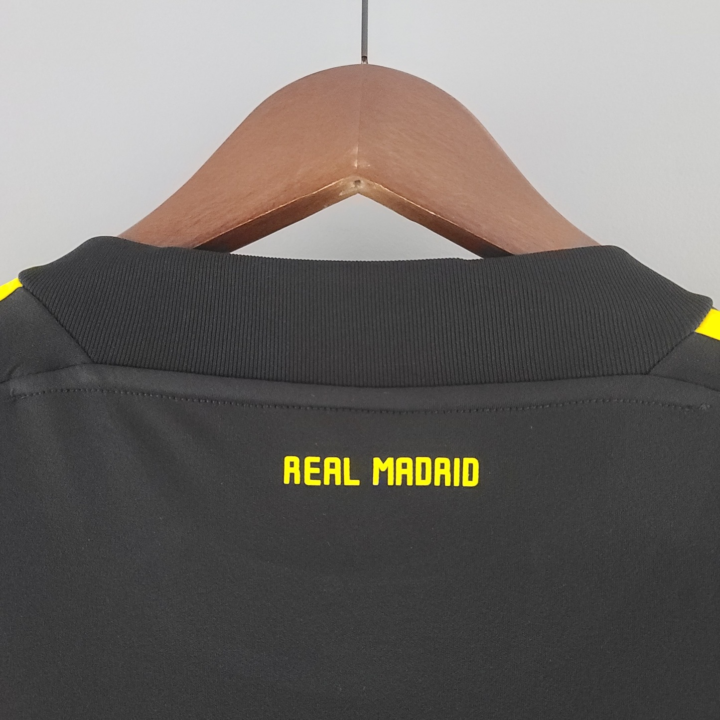 Real Madrid 11/12 Goalkeeper Black S-XXL