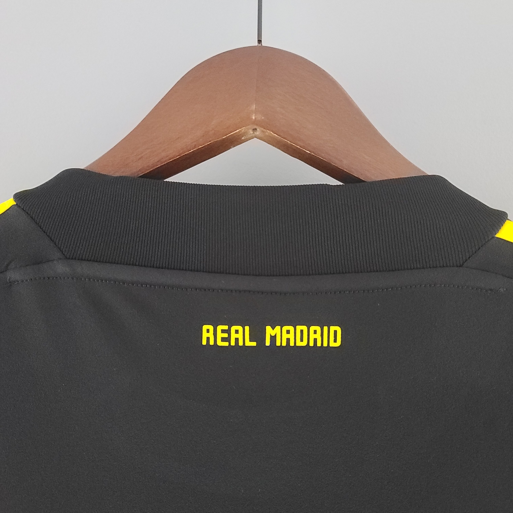 Real Madrid 11/12 Goalkeeper Black S-XXL