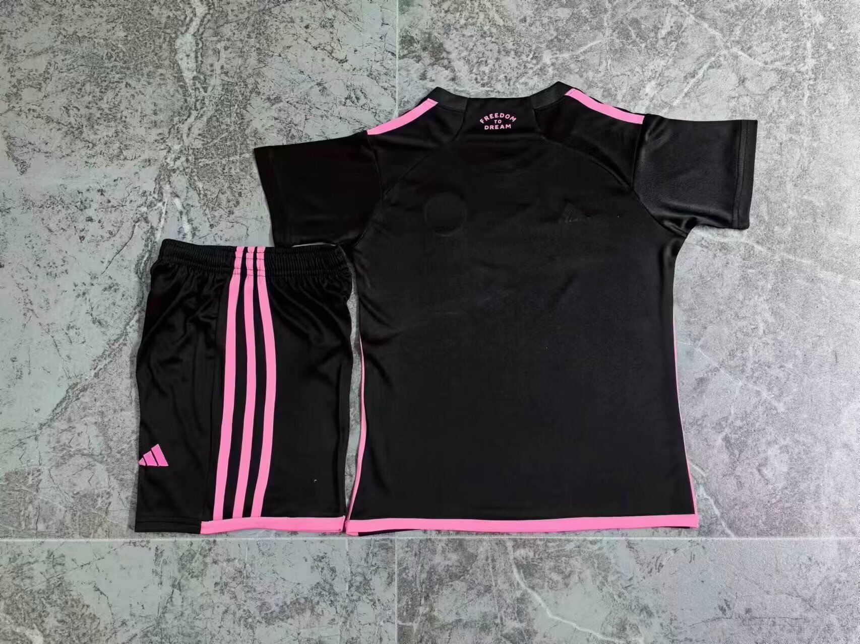 24/25 Miami away kids size:16-28