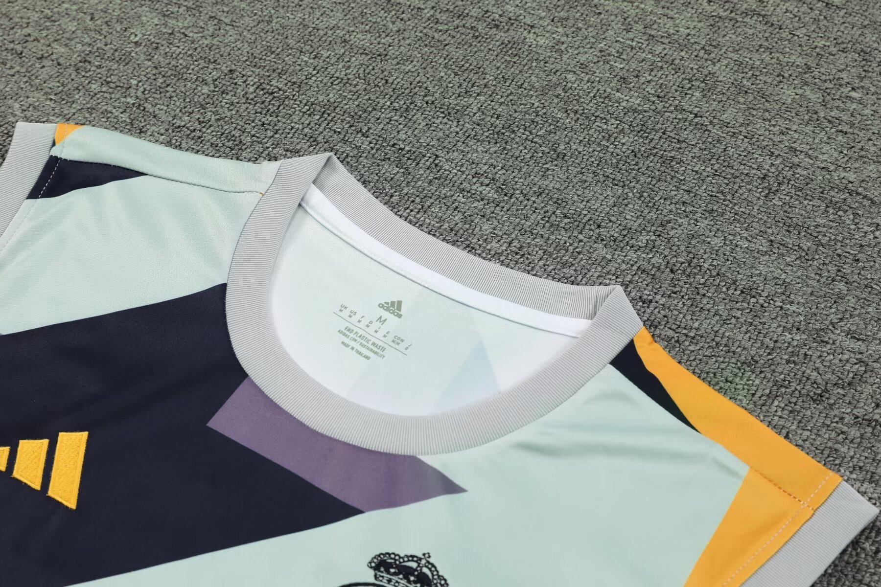 23-24 Real Madrid Training Vest Size S-XXL