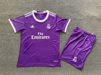Retro Real Madrid 16/17 away kids set 16-28