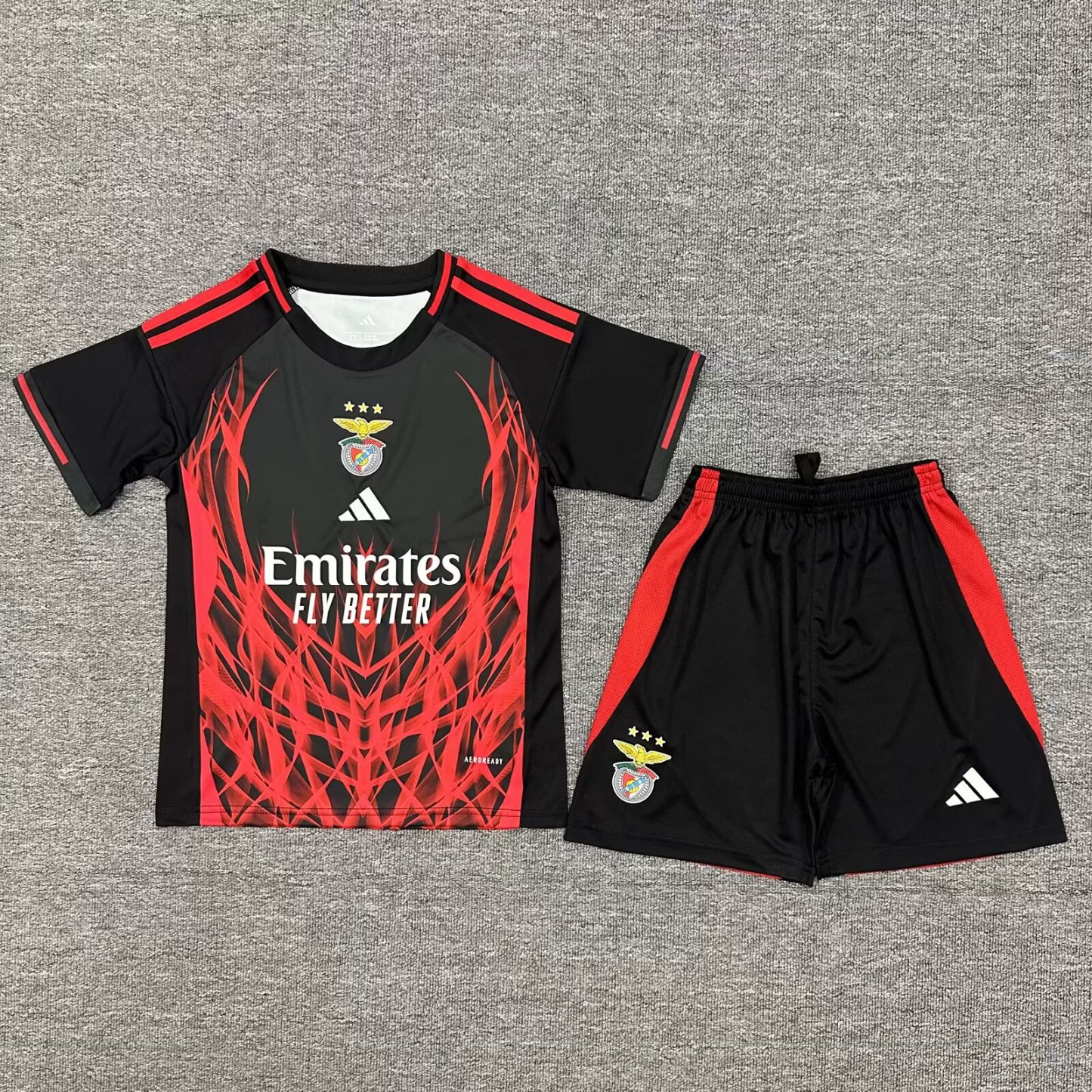 25/26 Benfica training black kids version size 16-28