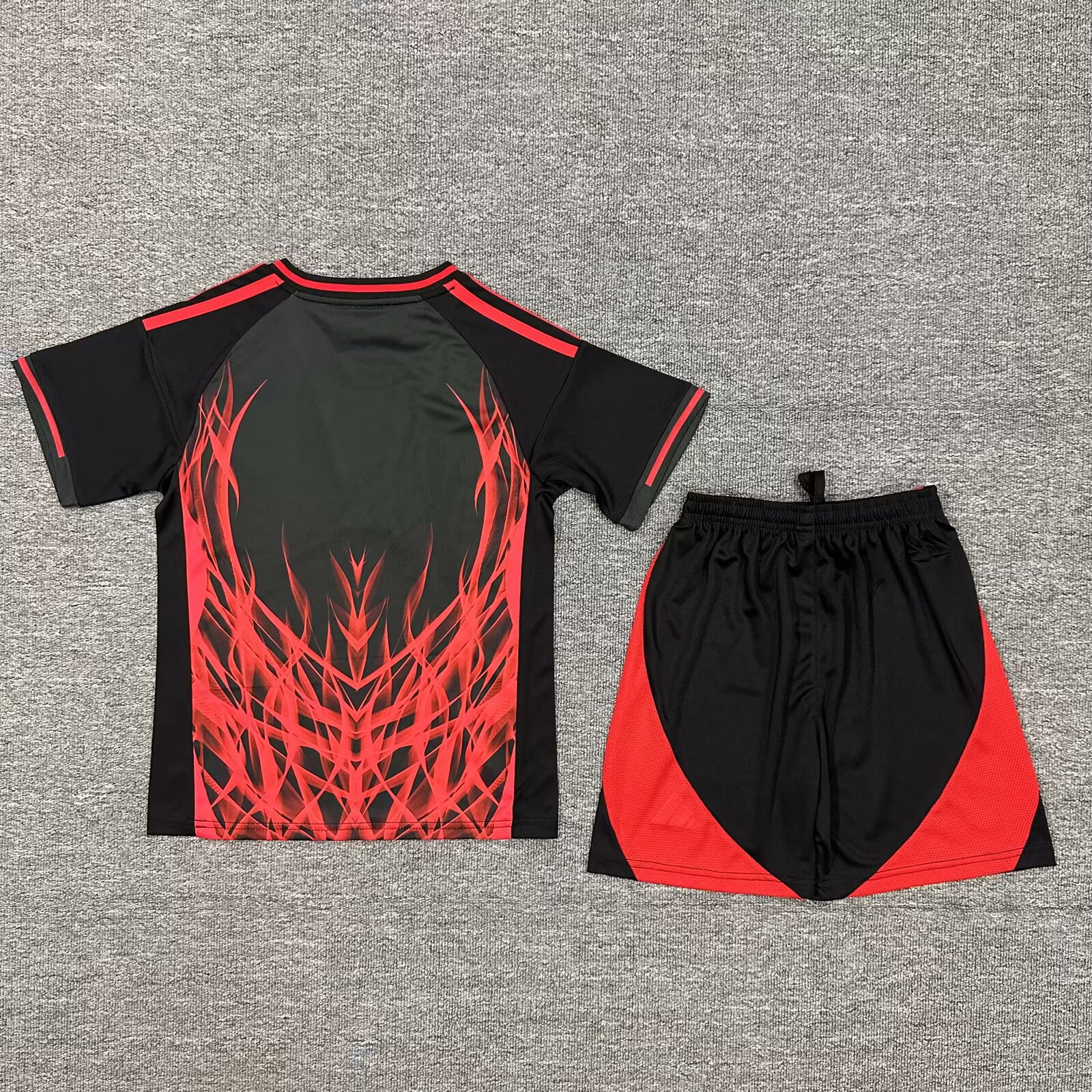 25/26 Benfica training black kids version size 16-28