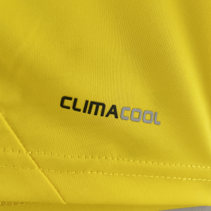 Retro Real Madrid 11/12 Goalkeeper with patch Yellow S-XXL