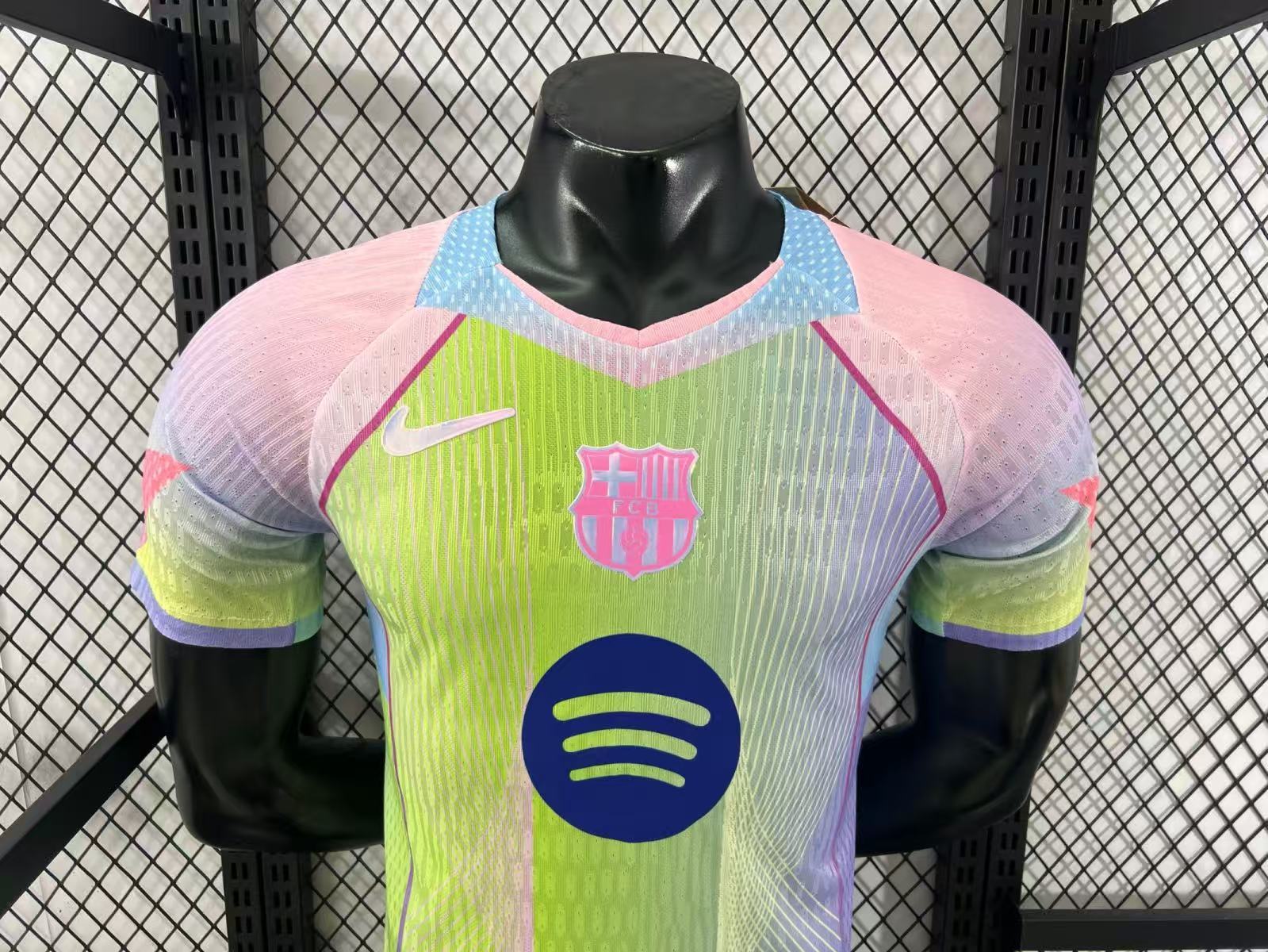 25/26 Barcelona special Fluorescent green player version S-XXL