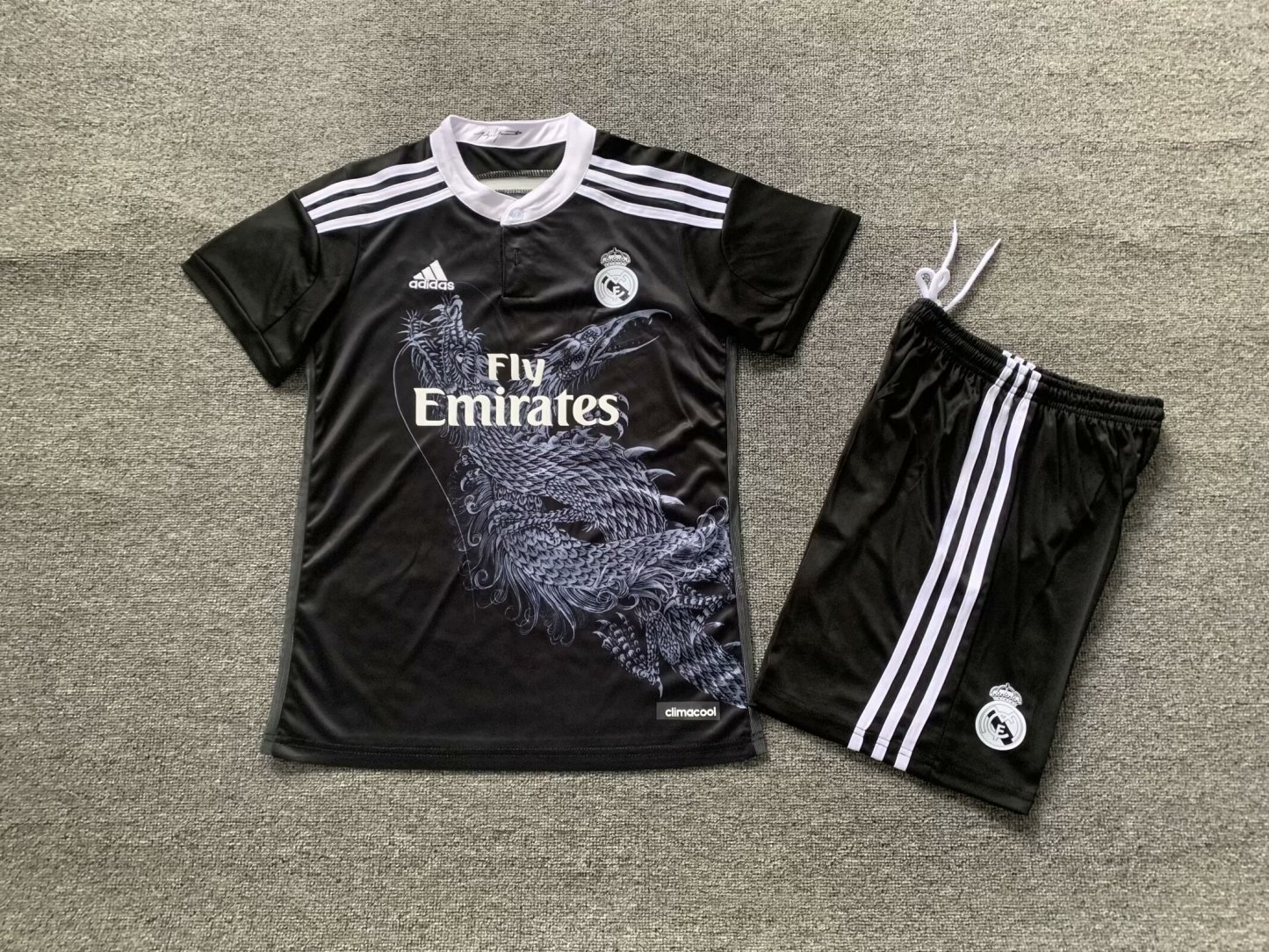 Retro 14/15 Real Madrid Third Black Dragon Kids size16-28