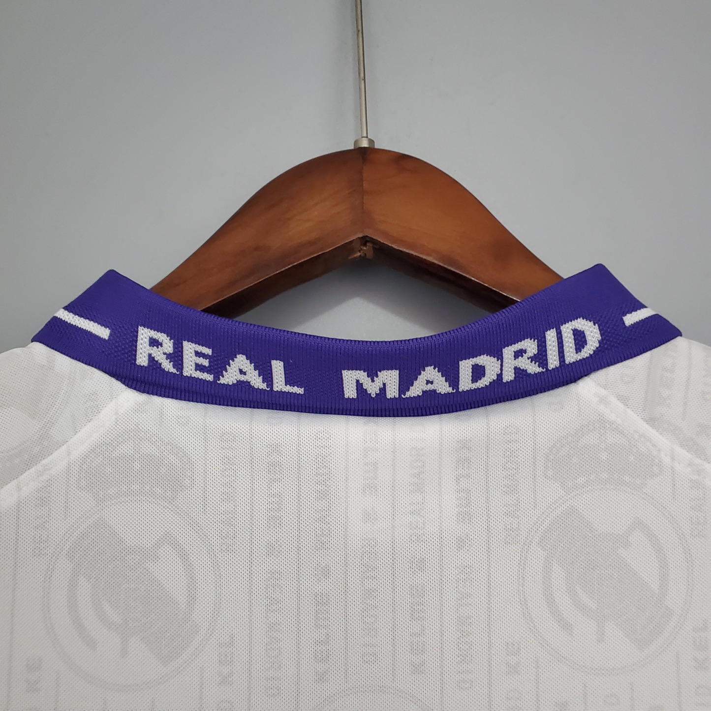 Retro Real Madrid 96/97 third away S-XXL