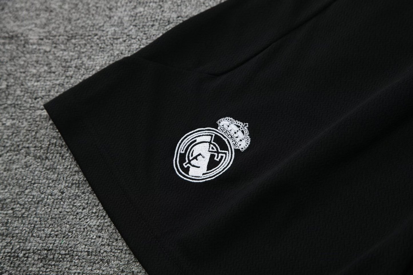 23-24 Real Madrid black suit