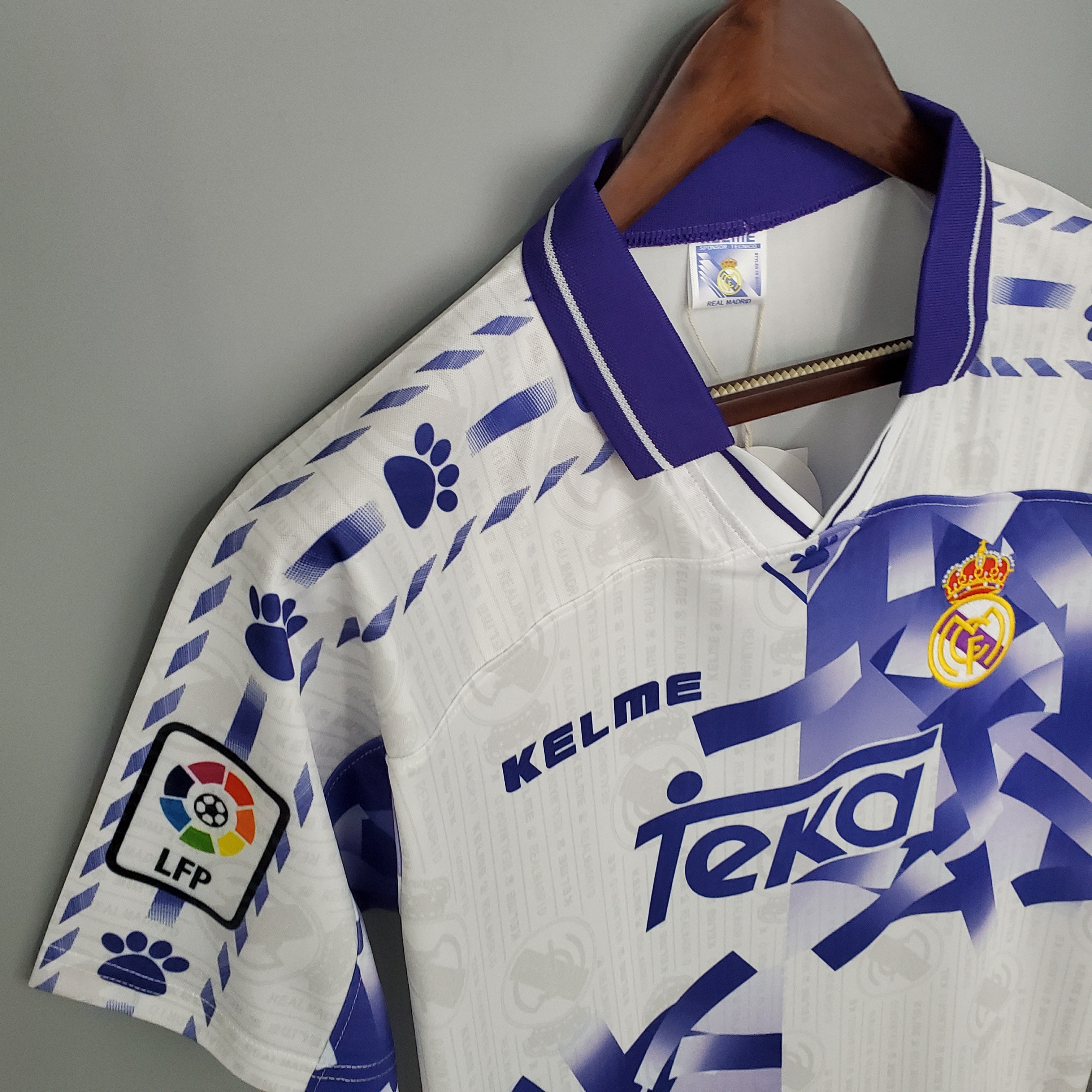 Retro Real Madrid 96/97 third away S-XXL