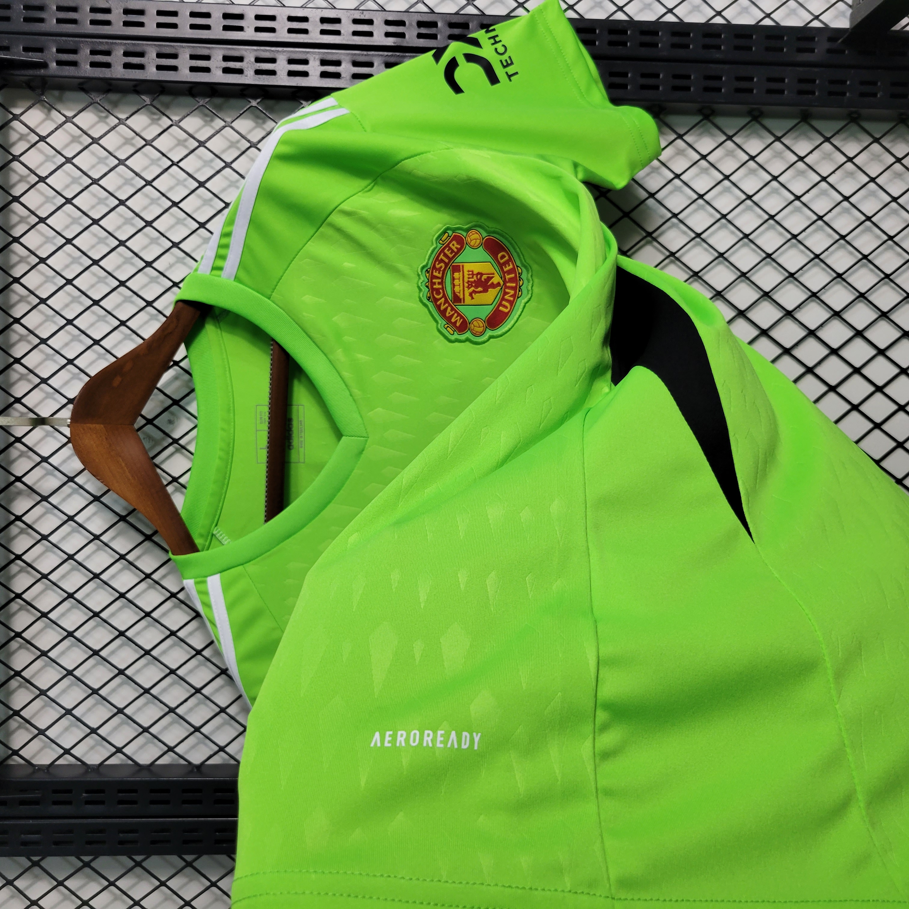 23-24 M-U goalkeeper green size S-XXL