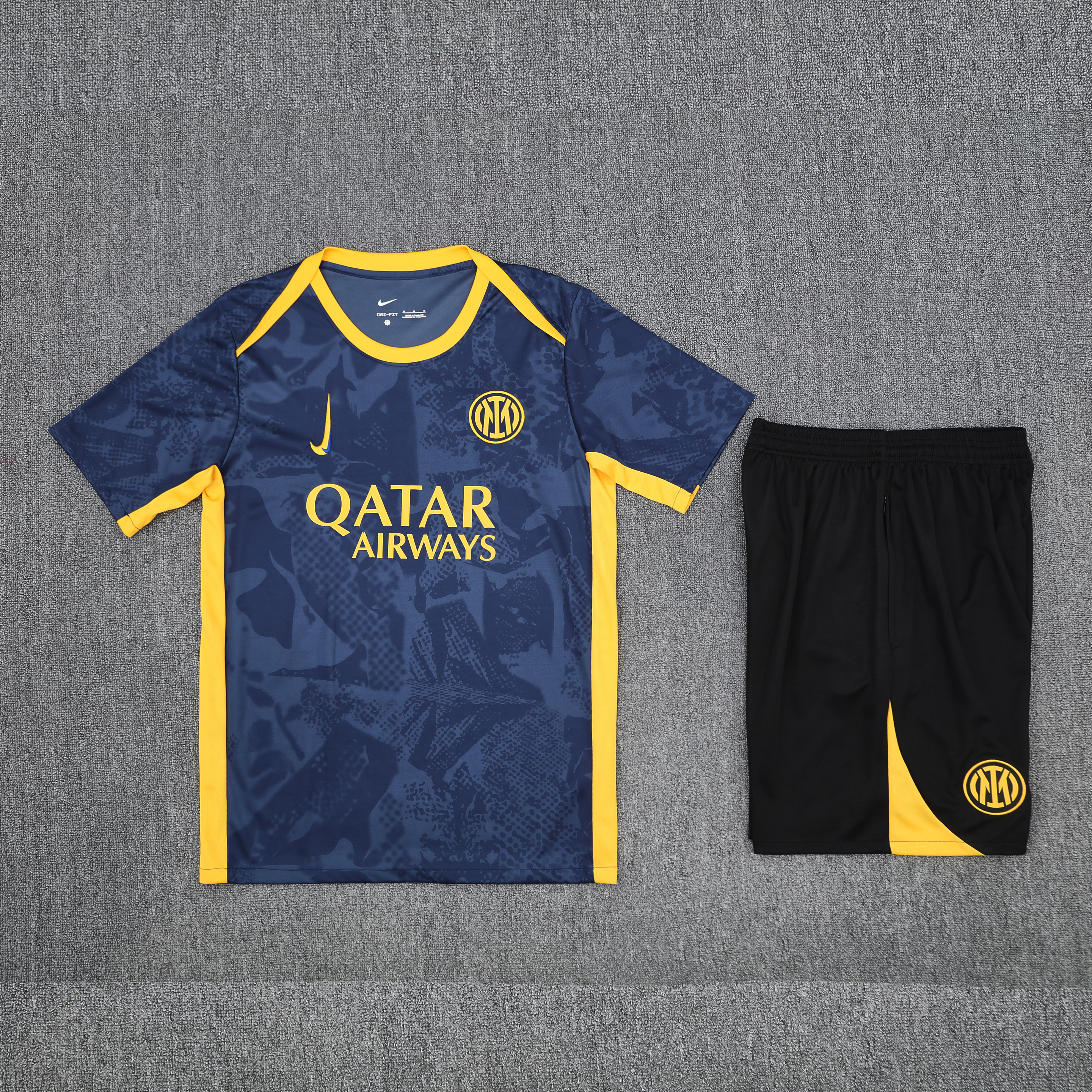 25/26 Inter Milan training blue-yellow set fan version S-XXL