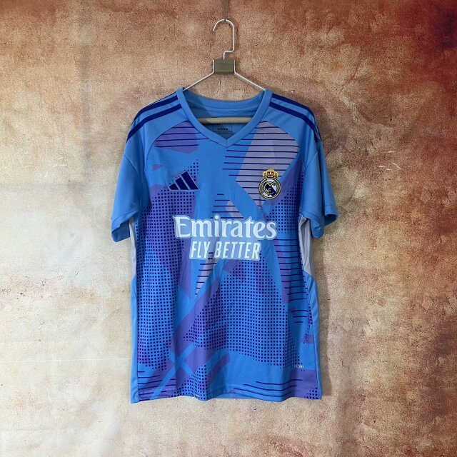 24/25 real Madrid goalkeeper blue fan version S-XXL
