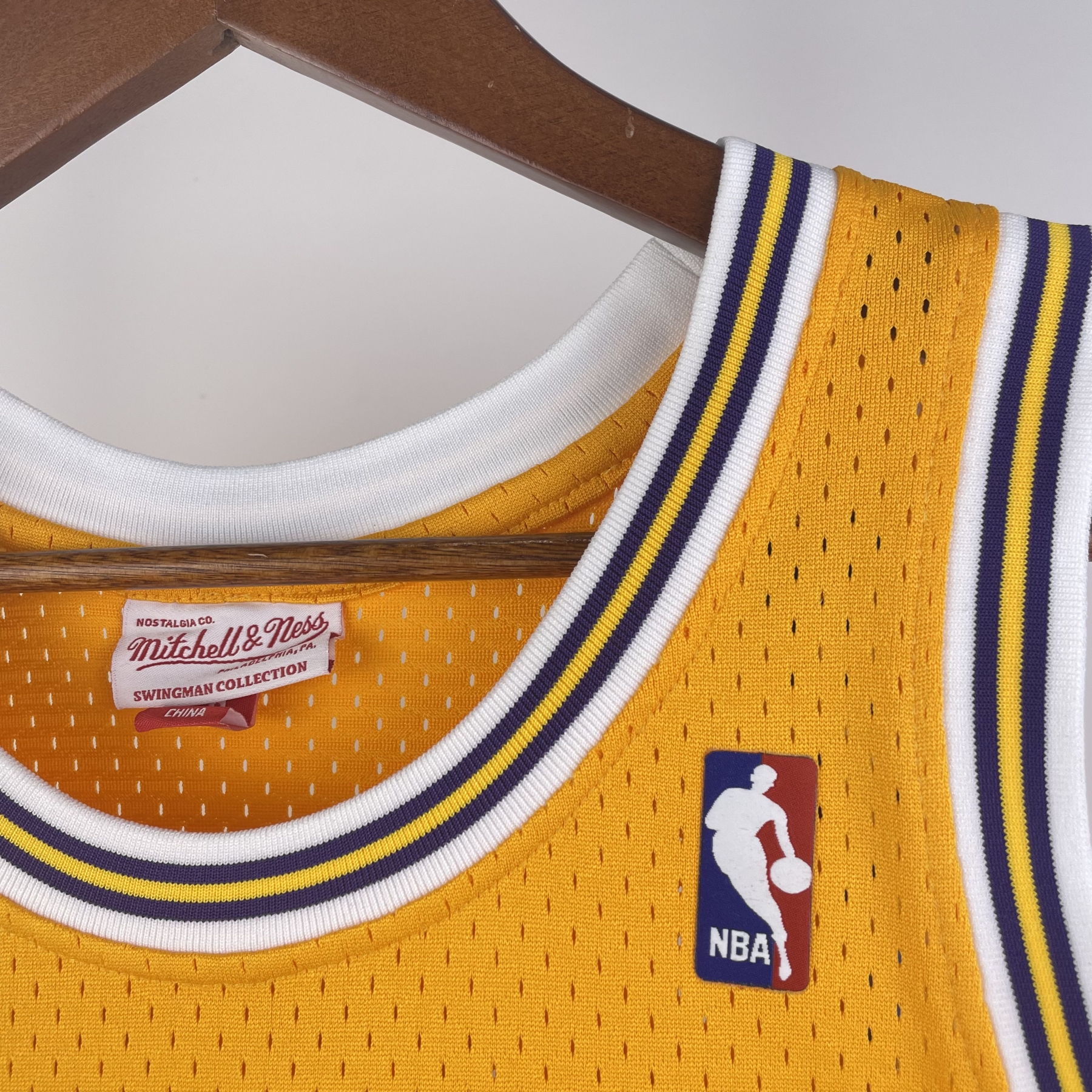 MN Heat Pressed Vintage Jersey: SW Lakers' 71/72 Season No.44 West