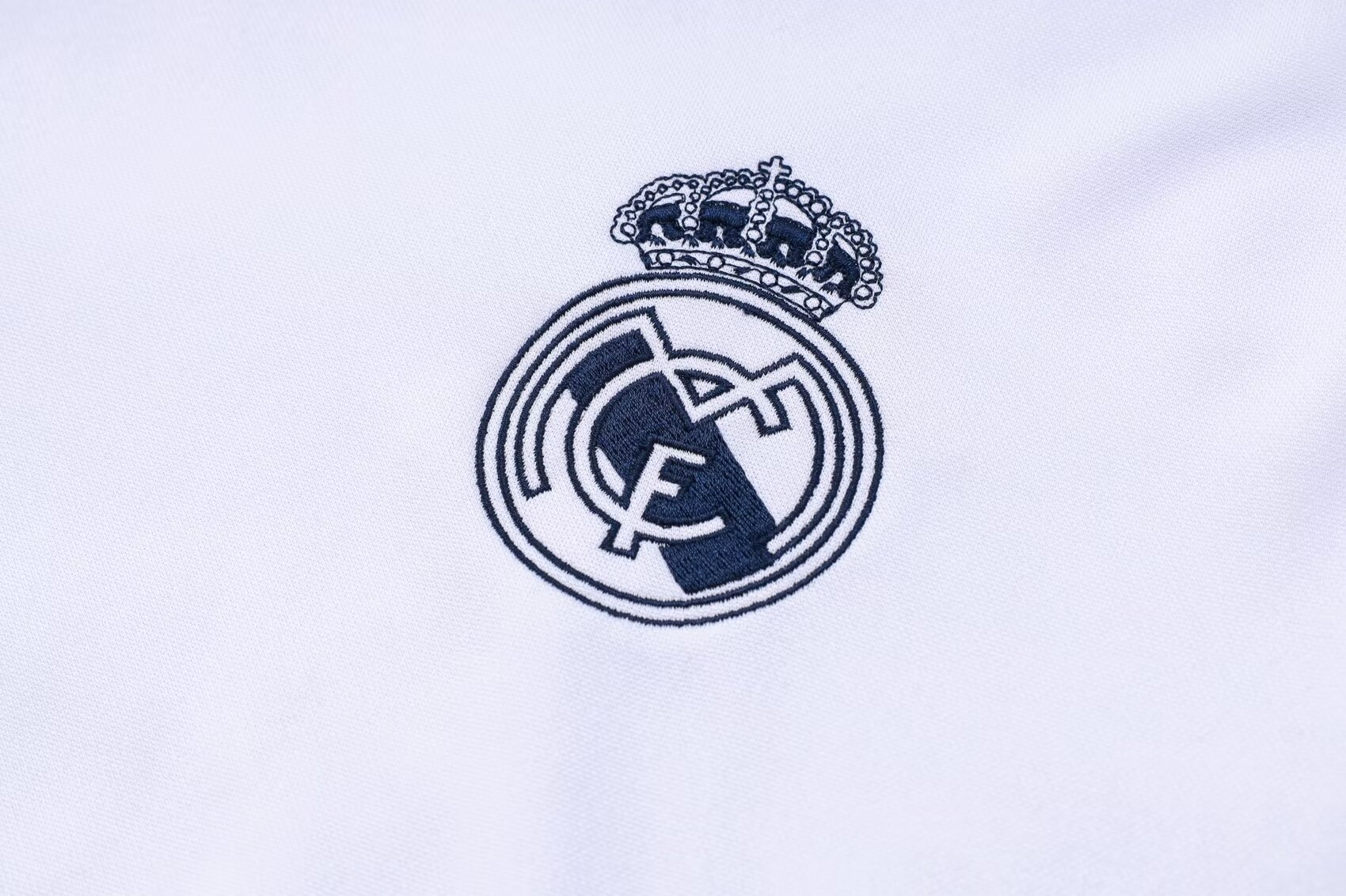2324 Real Madrid white Round Neck Suit