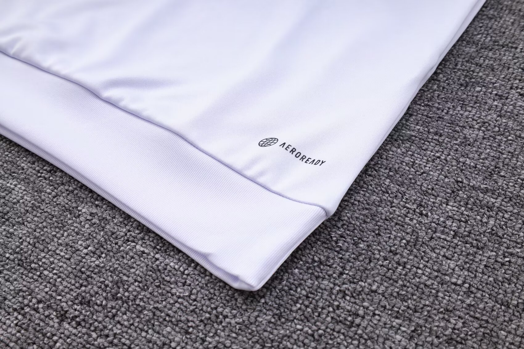 2324 Real Madrid white Round Neck Suit