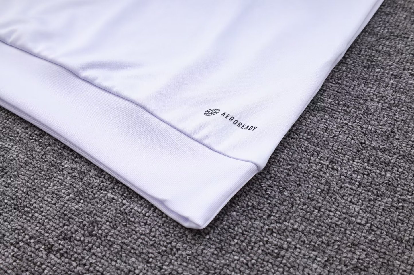 2324 Real Madrid white Round Neck Suit