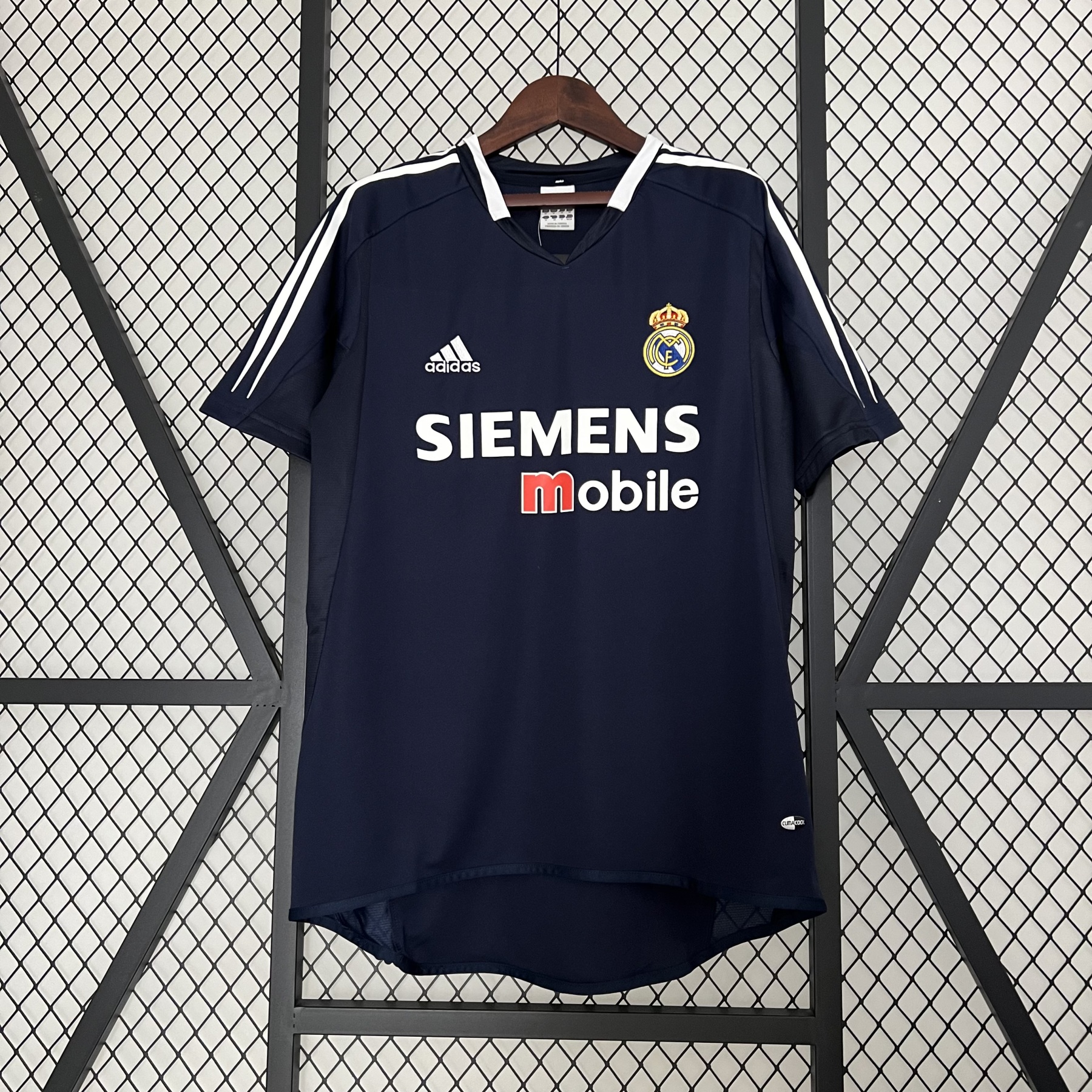 Retro Real Madrid 04/05 Away S-XXL