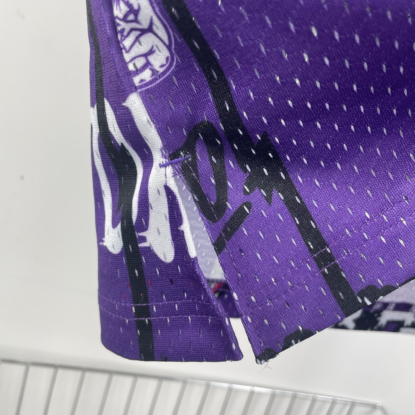 MN Heat Pressed Vintage Jersey: SW Raptors 98/99 Graffiti No.1 McGrady