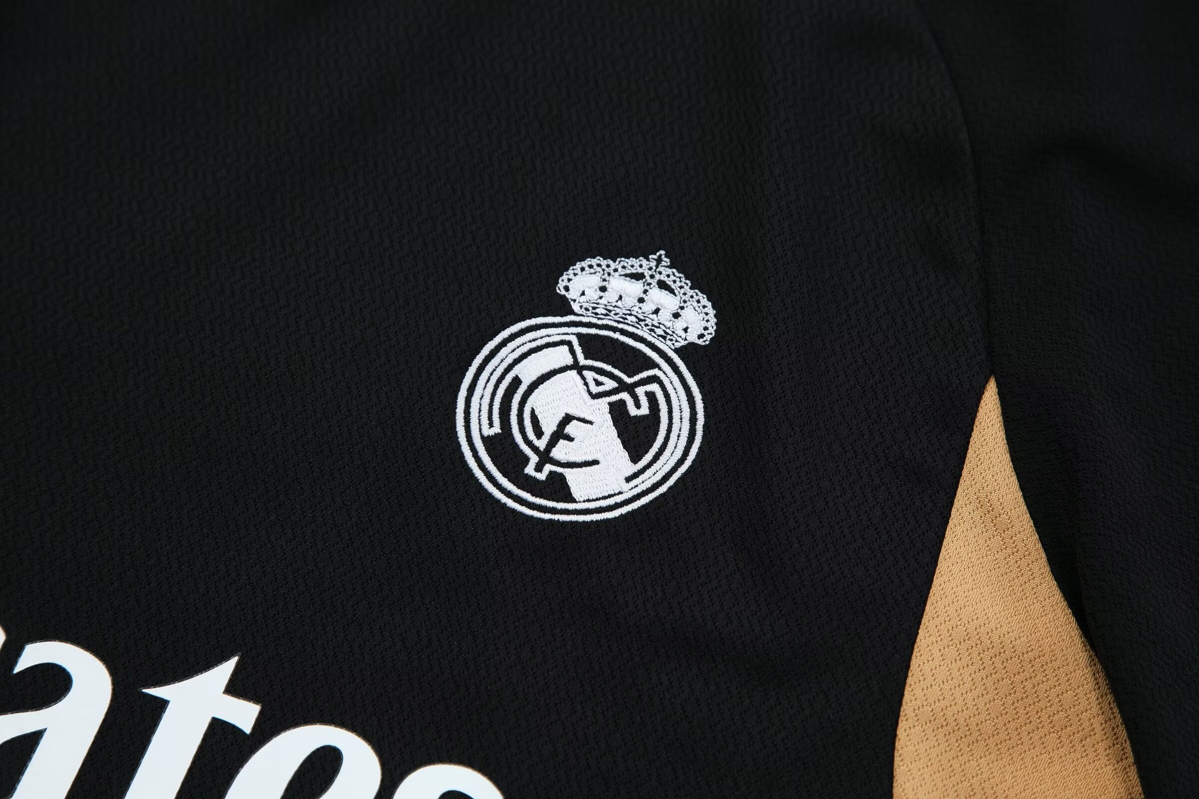 23-24 Real Madrid black suit