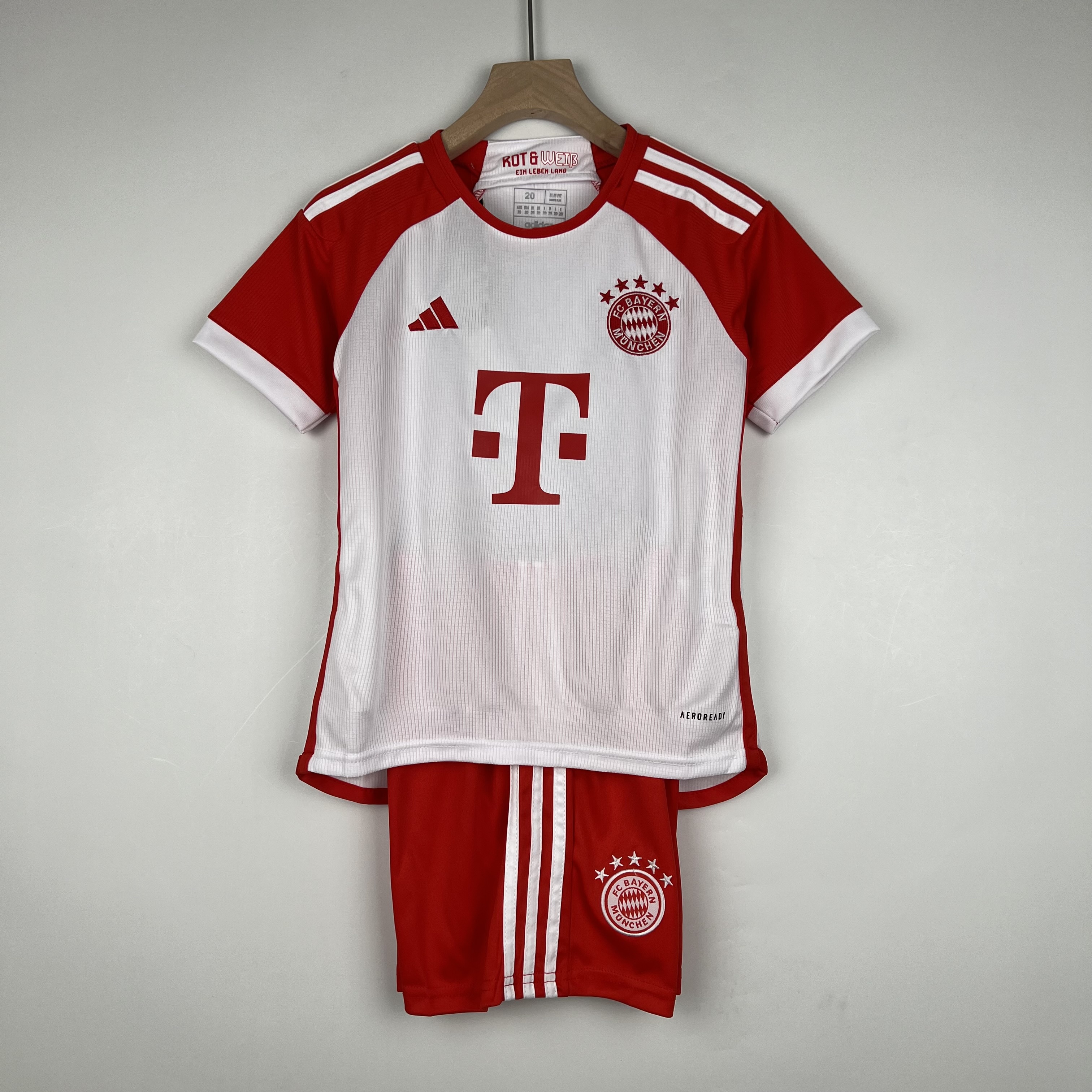23/24 Kids Bayern Munich home size: 16-28