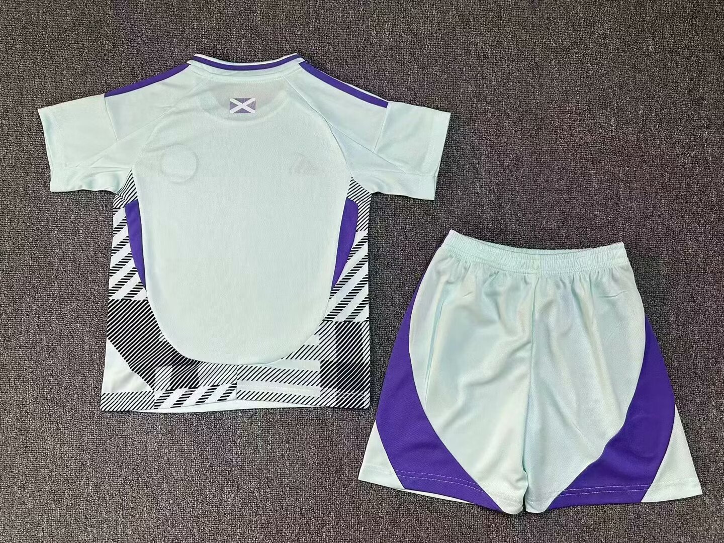 24/25 Scotland away kids version Size 16-28