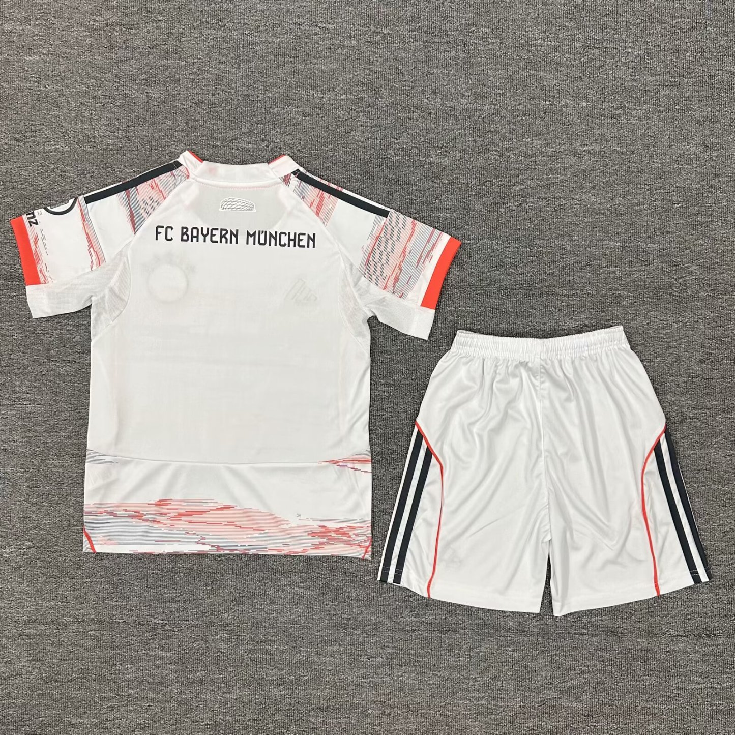 25/26 Bayern away kids version size 16-28