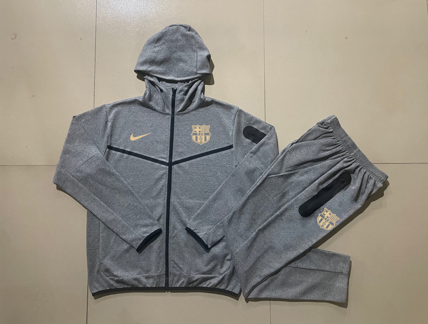 24/25 Barcelona grey with yellow logo training jacket with hat S-XXL