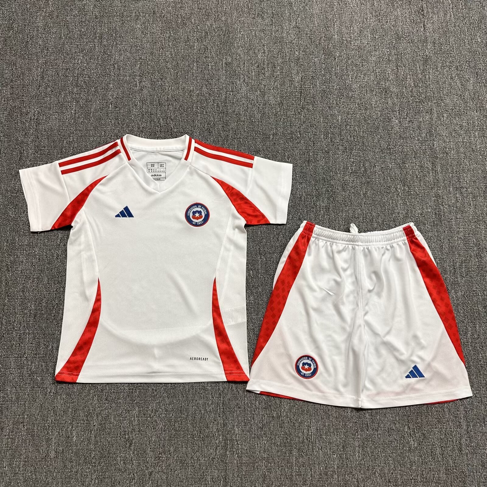 24/25 Chile home kids version size 16-28