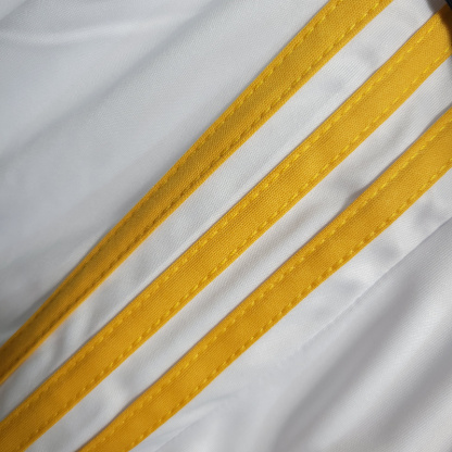 23/24 kids kit Real Madrid home 16-28