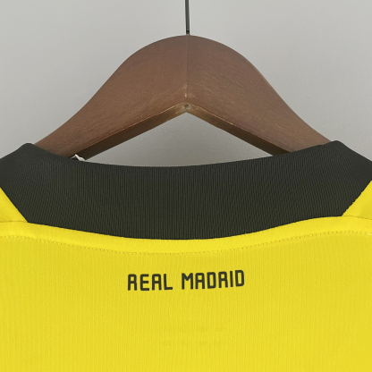 Retro Real Madrid 11/12 Goalkeeper with patch Yellow S-XXL