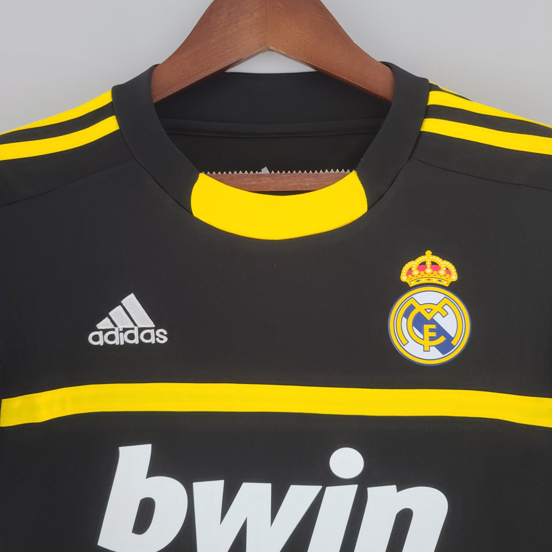Real Madrid 11/12 Goalkeeper Black S-XXL