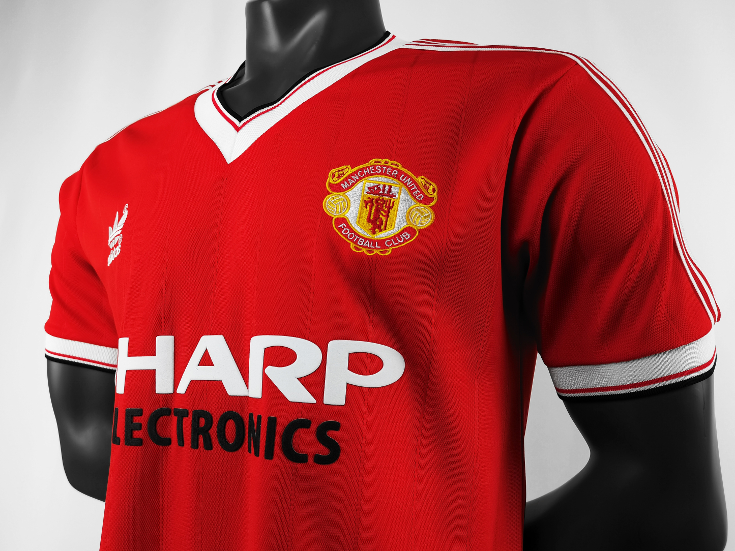 Retro 83 Manchester United  S-2XL
