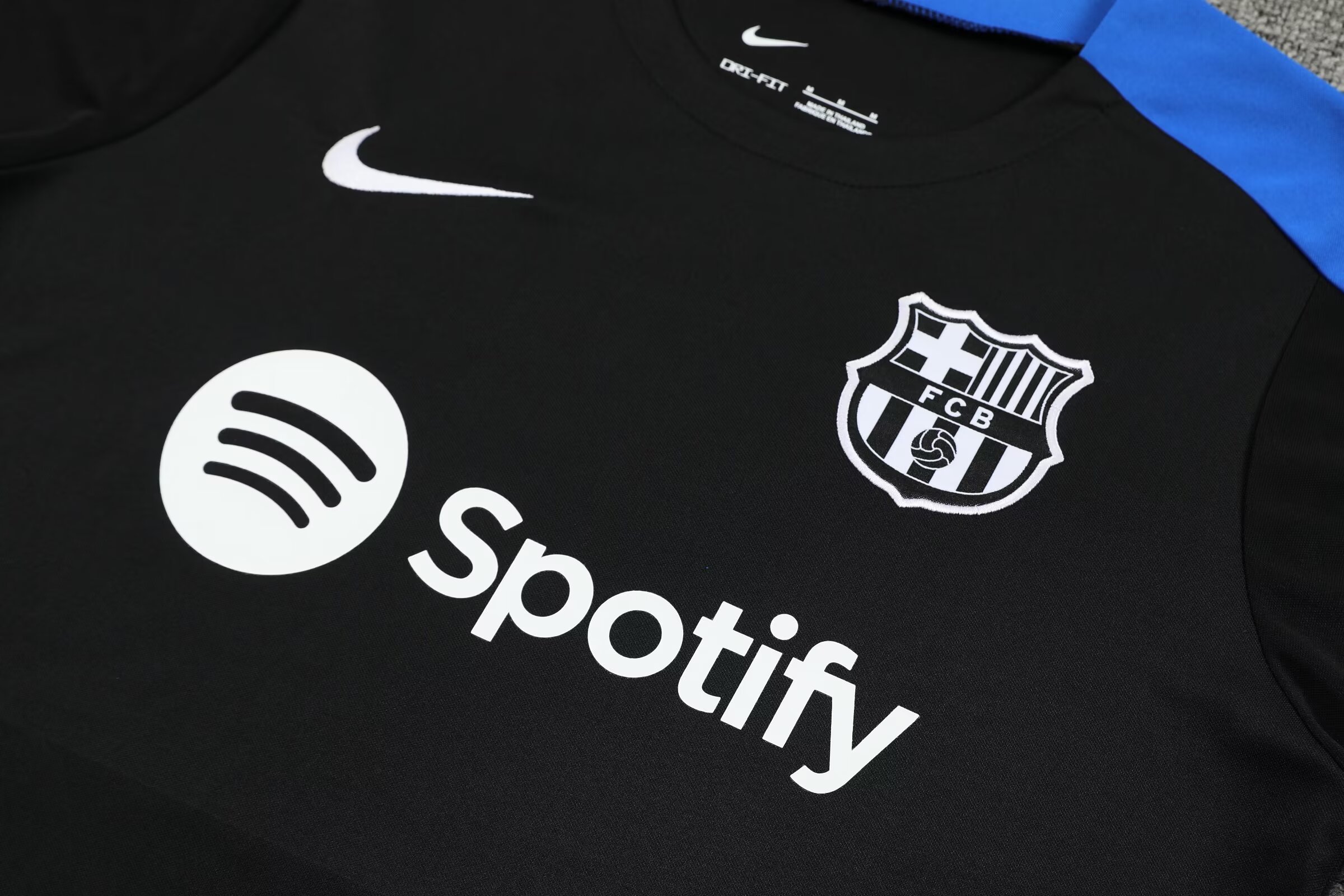 24/25 Barcelona training black fan version S-XXL