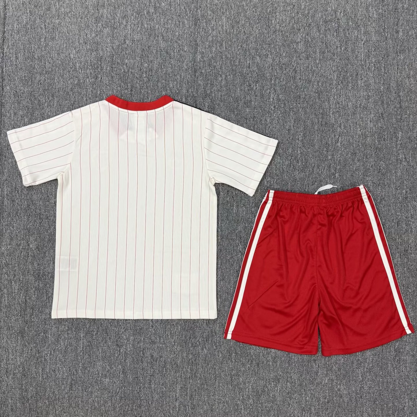 25/26 Benfica retro kids version size 16-28