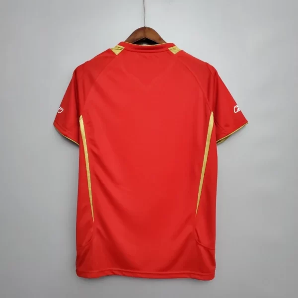 Retro 2005-06 Liverpool Soccer Jersey Home