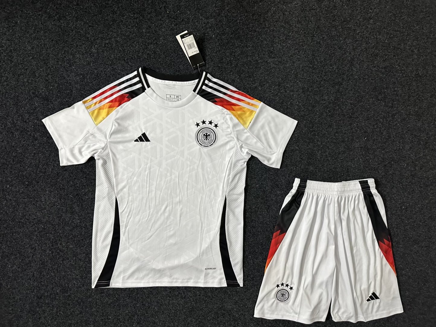 24/25 Germany home kids size 16-28