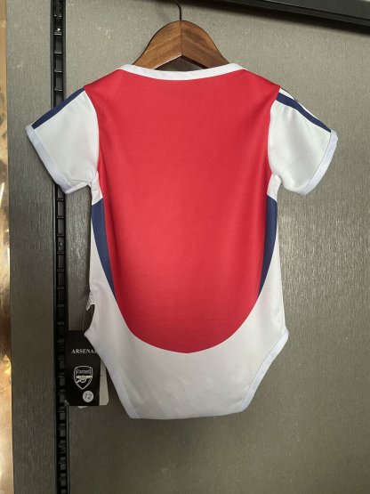 24/25 Arsenal home baby size: 9-12