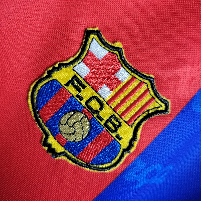 retro 1992-95 Barcelona home