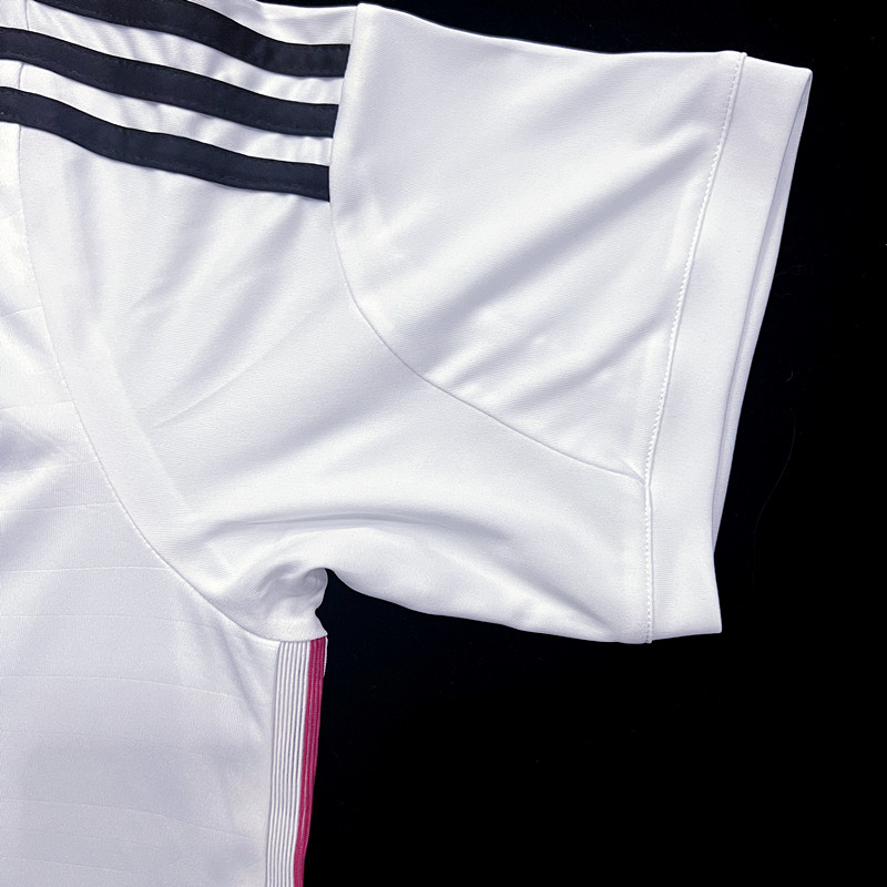 Retro 14/15 Real Madrid home S-XXL