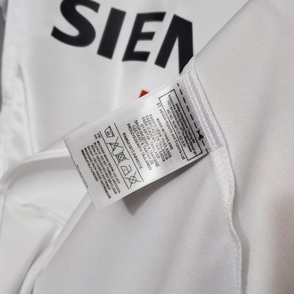 Retro 04/05 Real Madrid home S-XXL