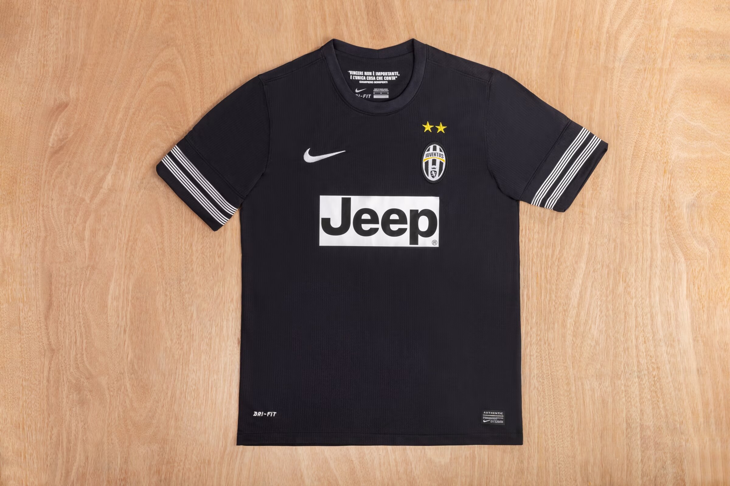12-13 Juventus Retro version S-2XL