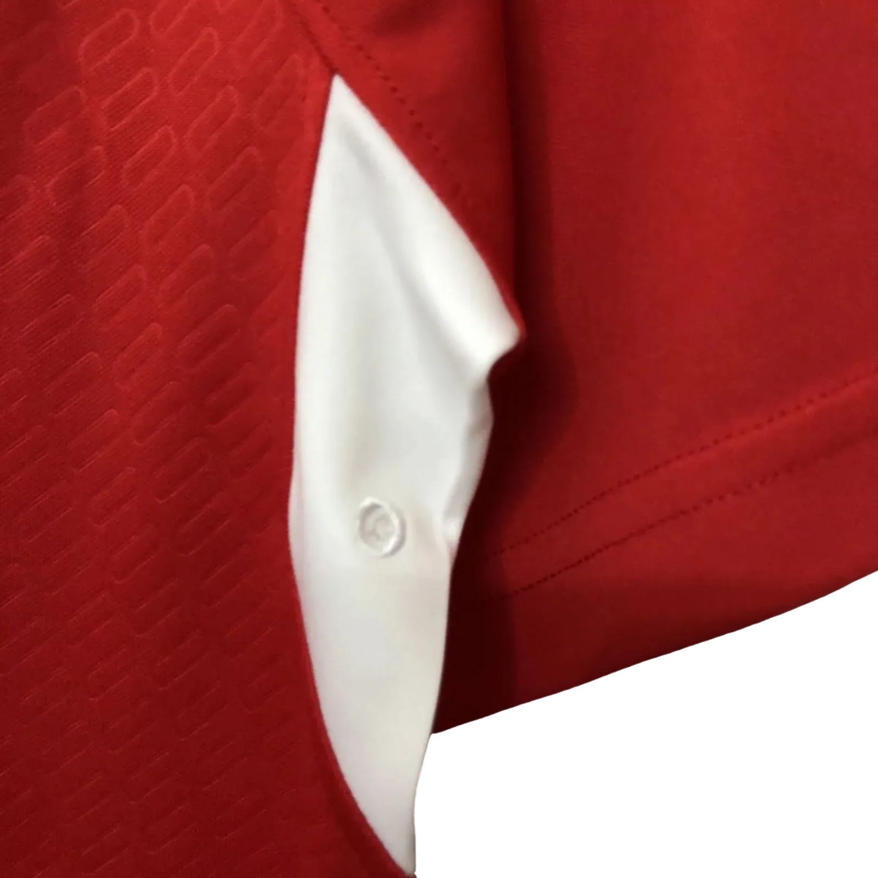 Retro 04/05 LIverpool Home Final Kit Size: S-XXL