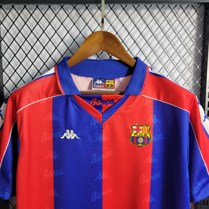 retro 1992-95 Barcelona home