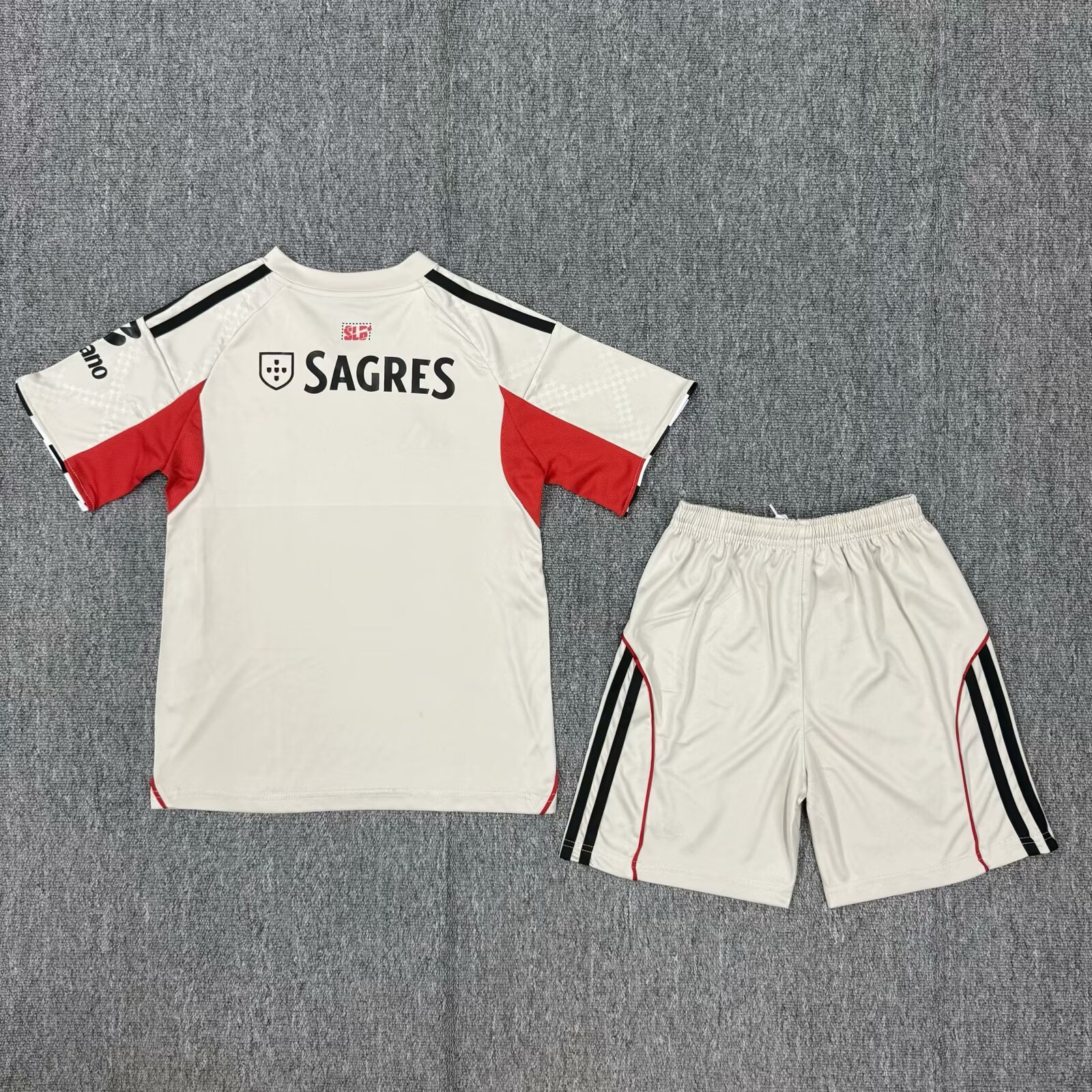 25/26 Benfica away kids version size 16-28