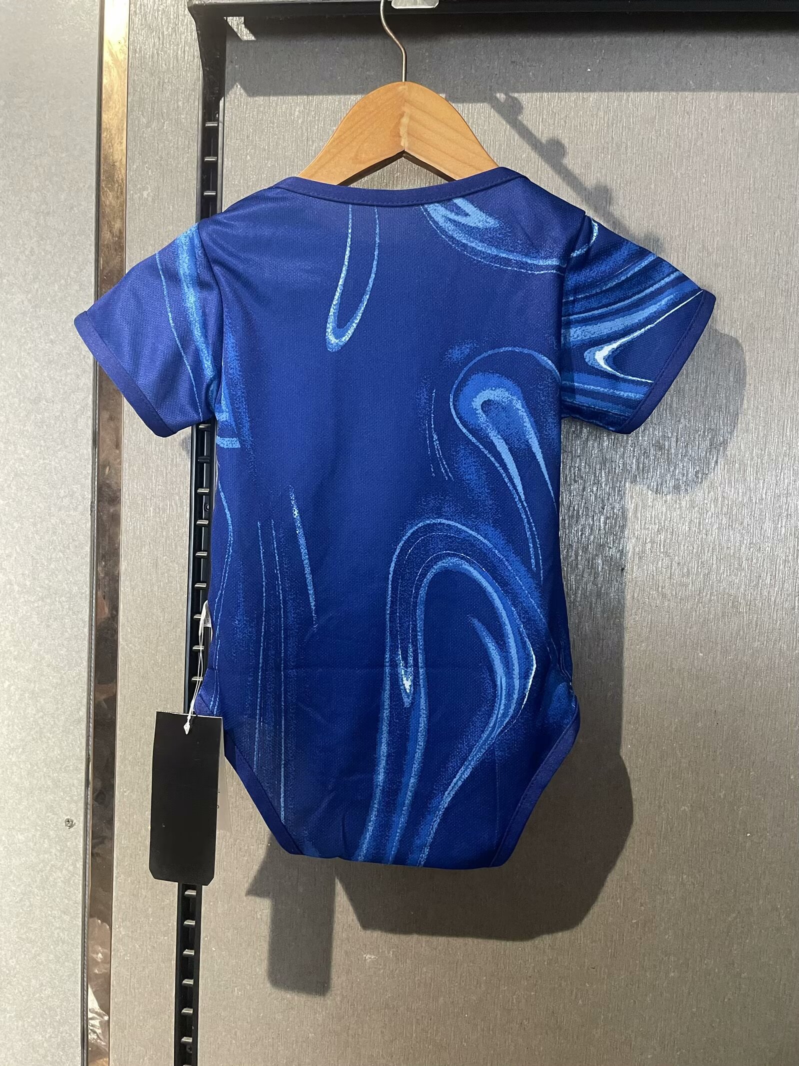 24/25 chelse@ home baby size: 9-12