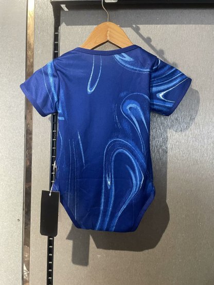 24/25 chelse@ home baby size: 9-12