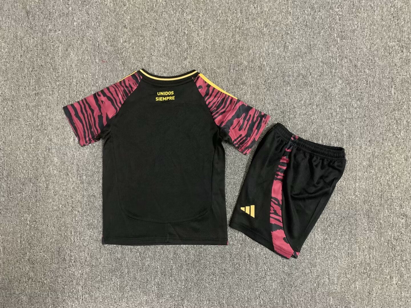 24/25 Peru away kids version size 16-28