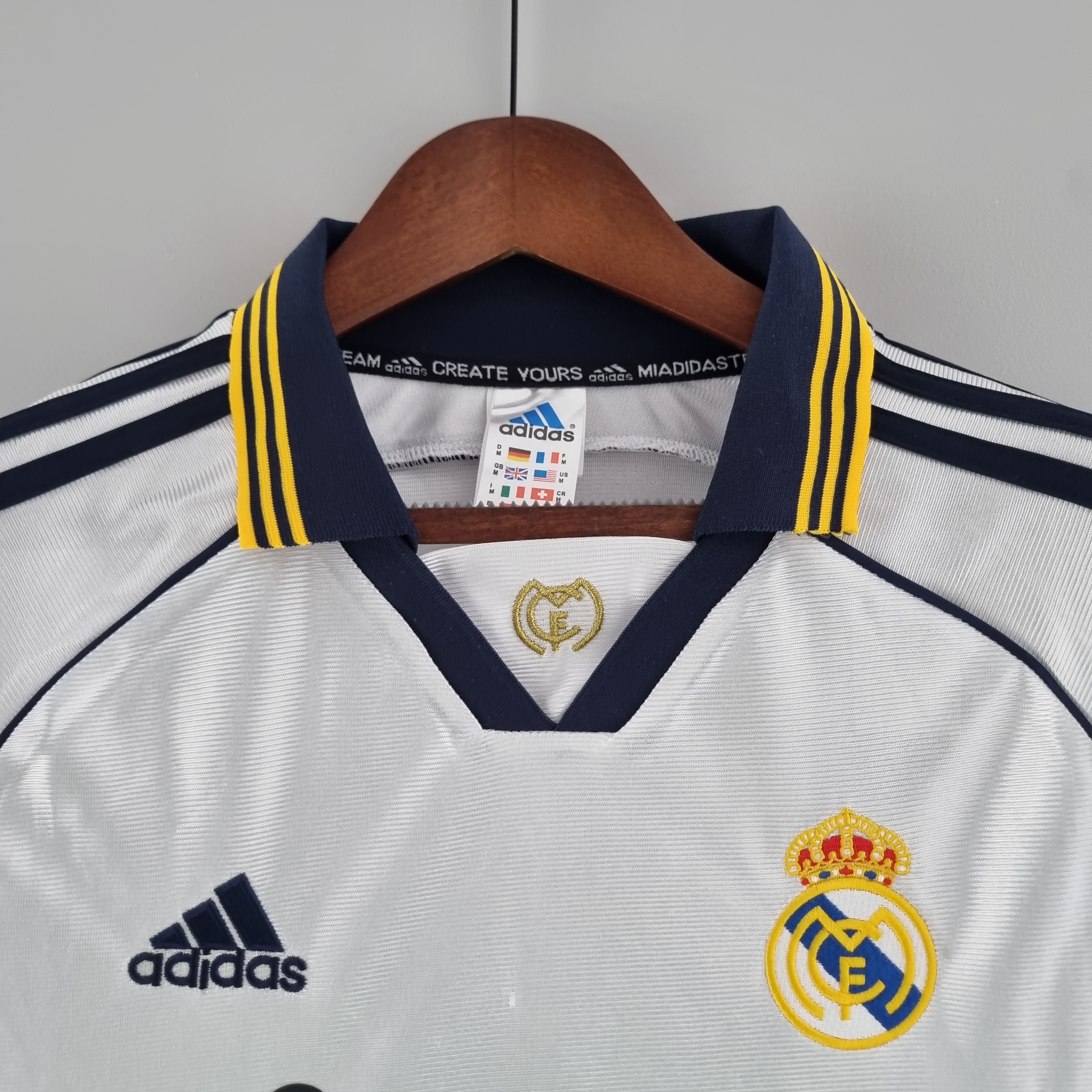 Retro Real Madrid 2000 home S-XXL