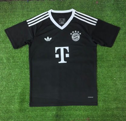 24/25 Bayern training version black S-XXL